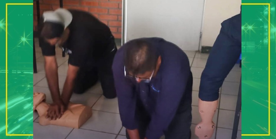 Capacitan a choferes en emergencias