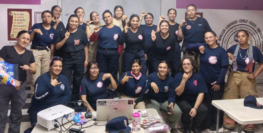 Maggie Aragón capacita con causa