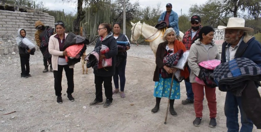Potosinos enfrentan heladas en Altiplano