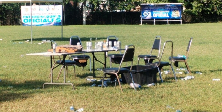 Denuncian convivio con alcohol en Unidad Deportiva Valles