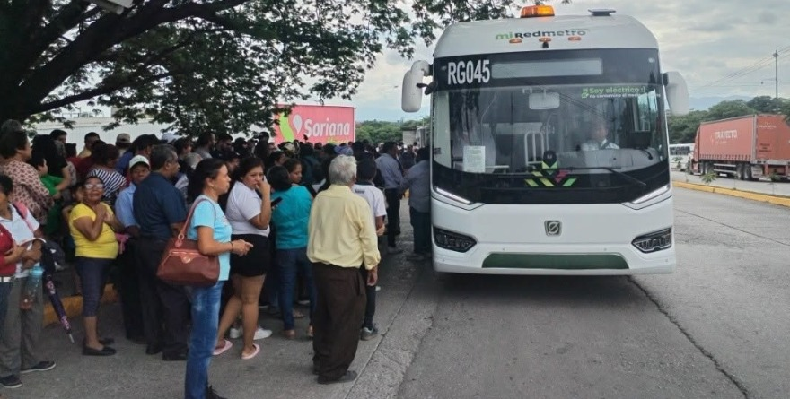 Arranca la Línea 3 de Metro Red en Valles
