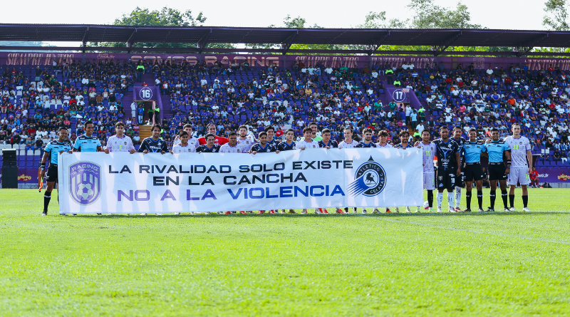 ¡RIVALIDAD SÓLO EN LA CANCHA!